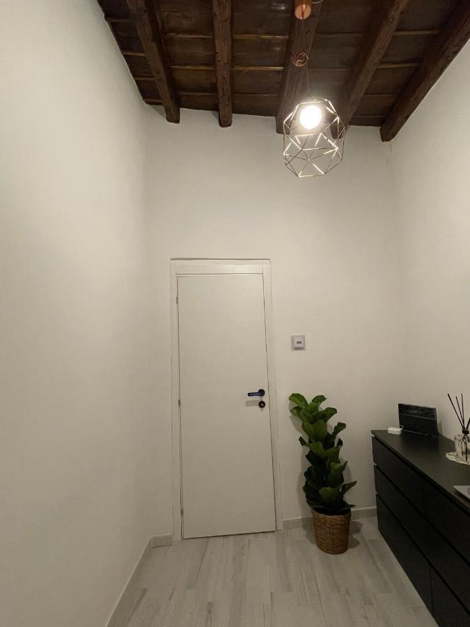 Arco Di Levante باري المظهر الخارجي الصورة